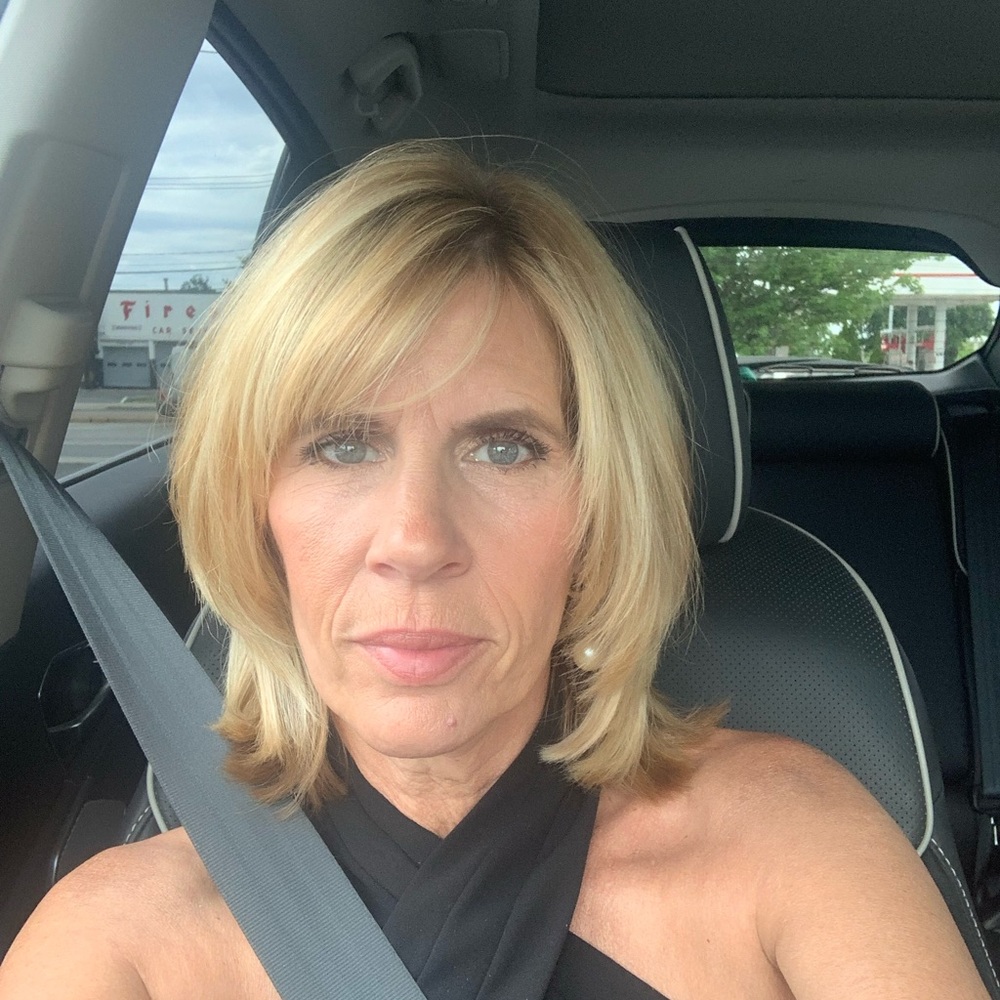 Meet your Posher, Michele